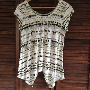 DKNY Jeans Size M tee shirt